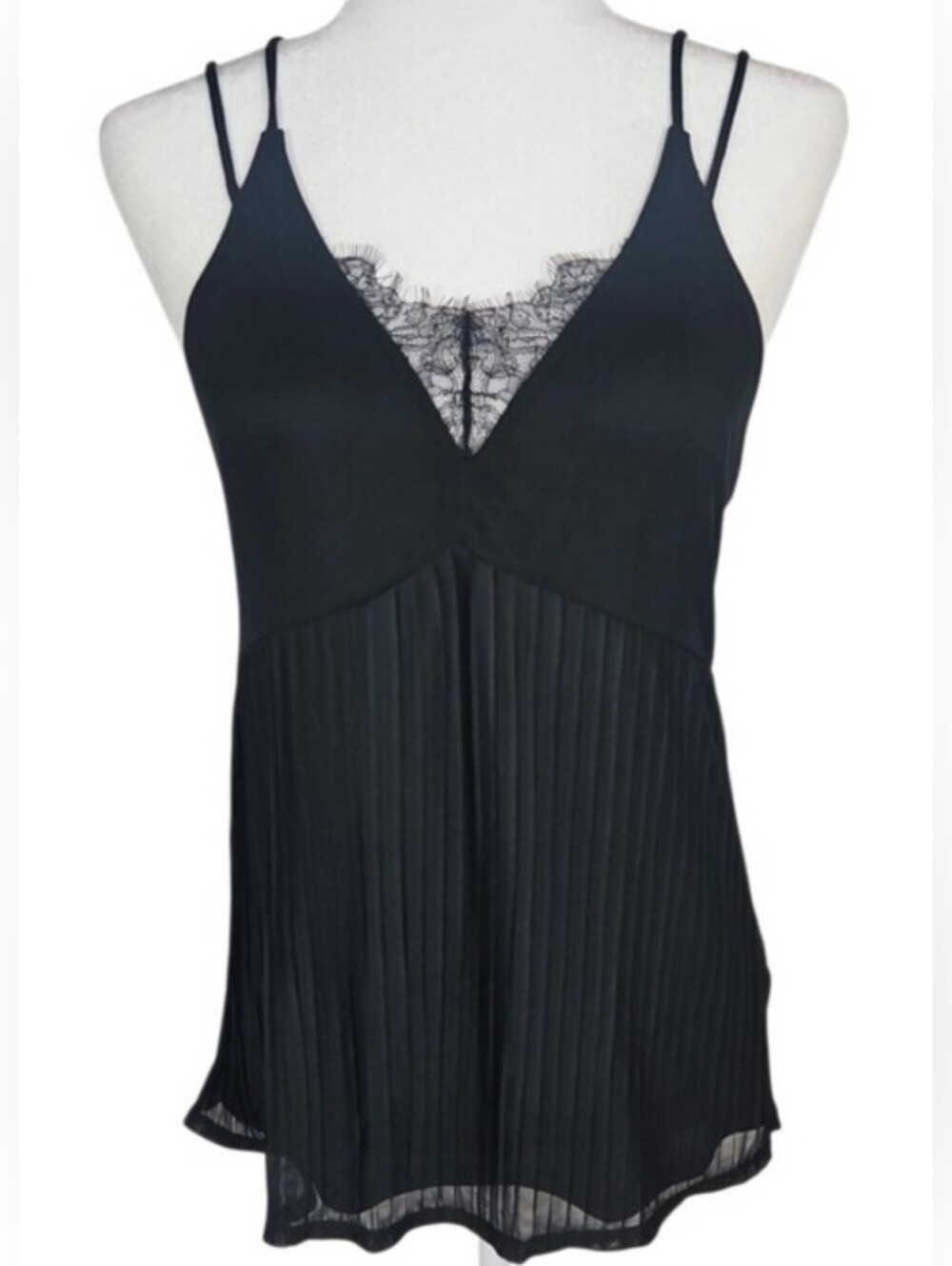 Elegant Black Lace Trim Cami Pleated Stretchy Top